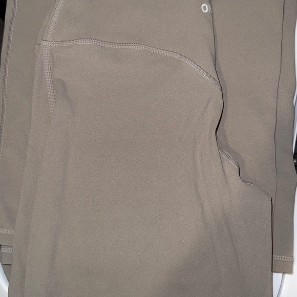 OA soft motion straightleg Warm sand - Picture 1 of 4